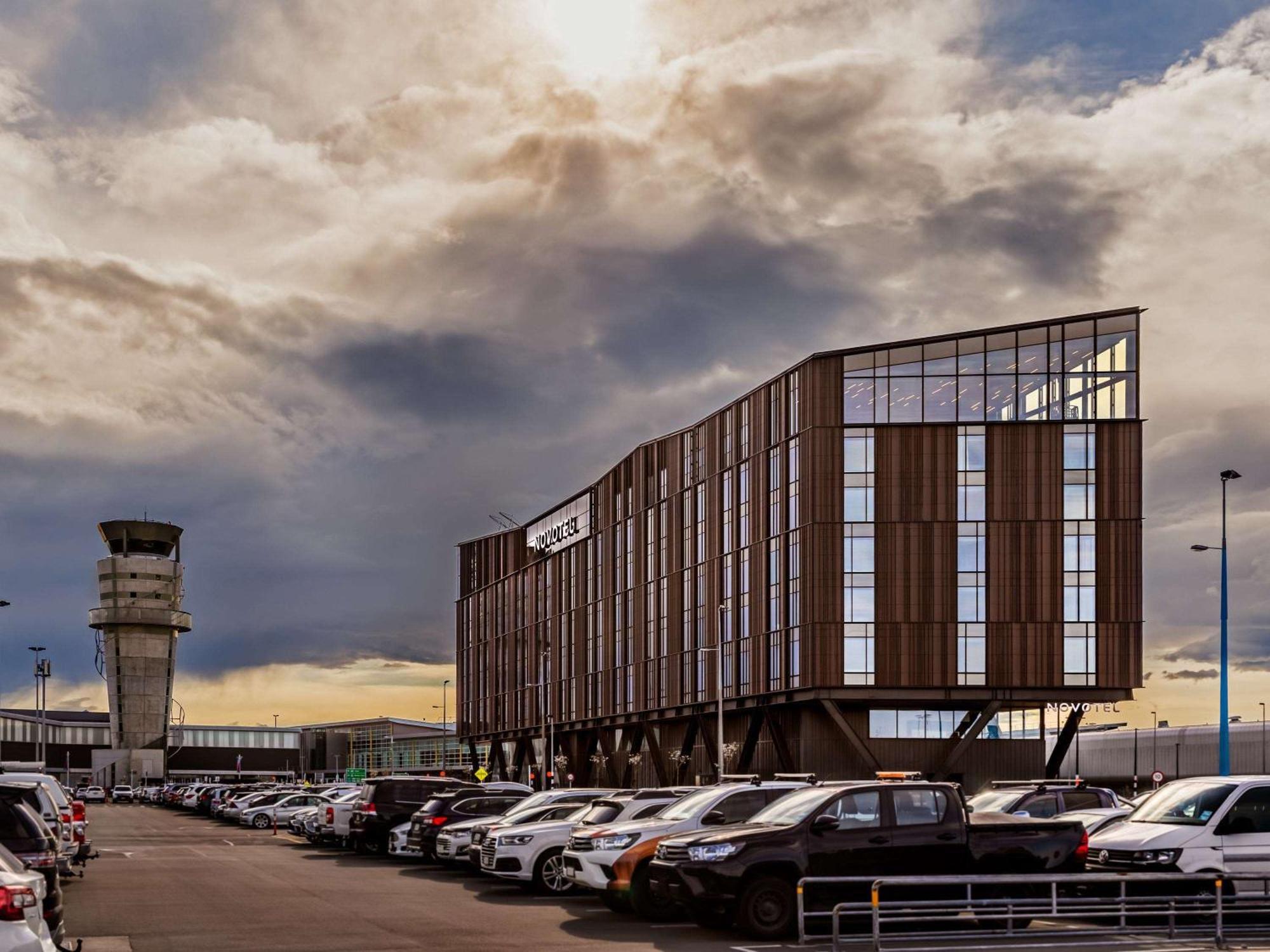 Novotel Christchurch Airport Екстер'єр фото